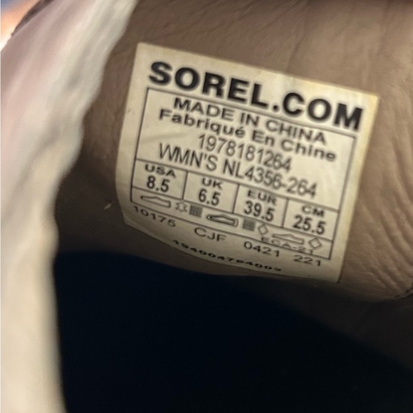 Sorel Joan of Arctic Wedge III Chelsea Waterproof Boots Taupe 8.5 - Picture 9 of 9